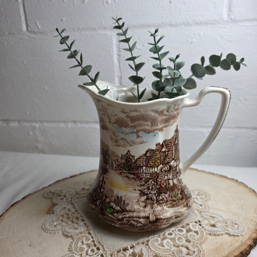 Johnson Brothers Olde English Countryside Pitcher Scallop Rim Cream Brown FLAWED